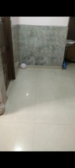2 BHK + Pooja Room Builder Floor For Rent in Sector 40