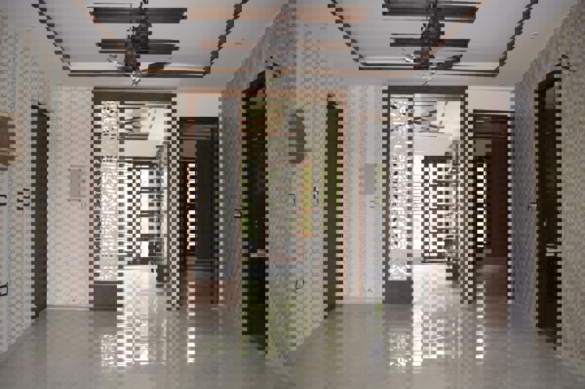 2 BHK + Pooja Room,Servant Room 150 Sq.Yd. Builder Floor in BPTP District Faridabad