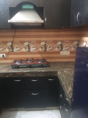 Kitchen in 2 BHK Builder Floor at Sector 40 – for Rent