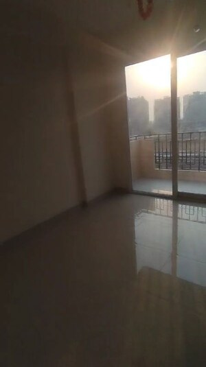 Room in 2 BHK Apartment at Signature Orchard Avenue 2, Sector 93 – for Sale