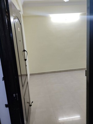 Building Lobby in 2 BHK Apartment at Sai Arcade Bellandur, Bellandur – for Rent