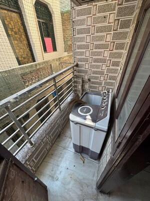 Balcony in 1 BHK Builder Floor at Dwarka Mor – for Rent