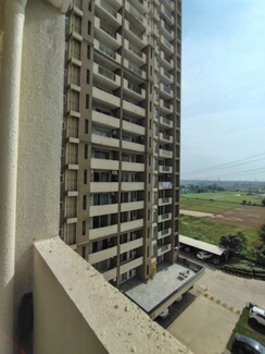 3.5 BHK + Servant Room Apartment For Sale in Pareena Coban Residences