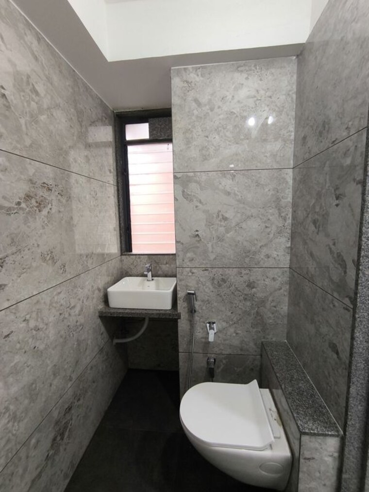 Bathroom, palanpur 3 Bedroom 1856 Sq.Ft. Apartment In Palanpur Surat 10182930