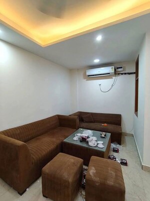 Furnished Amenities in 1 BHK Builder Floor at Saket – for Rent