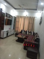 1 BHK + Pooja Room 500 Sq.Yd. Builder Floor in Sas Nagar