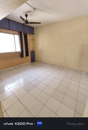 Room in 1.5 BHK Apartment at Wadgaon Sheri – for Rent