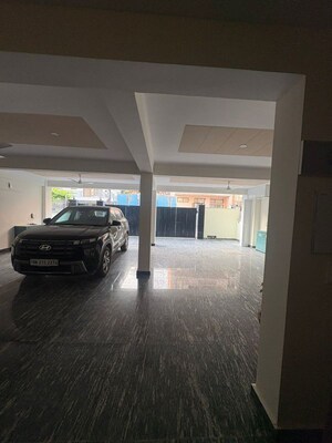Parking in 1 BHK Builder Floor at Sector 38 – for Rent