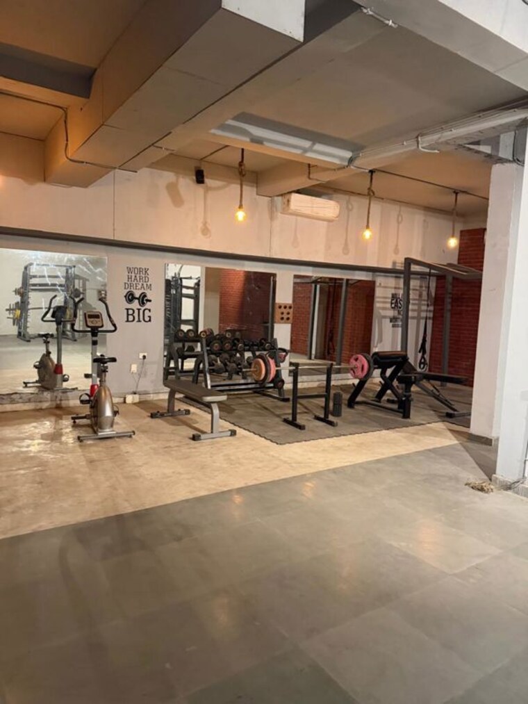 Other, sector 67 6+ Bedroom 300 Sq.Yd. Independent House In Sector 67 Gurgaon 10182947