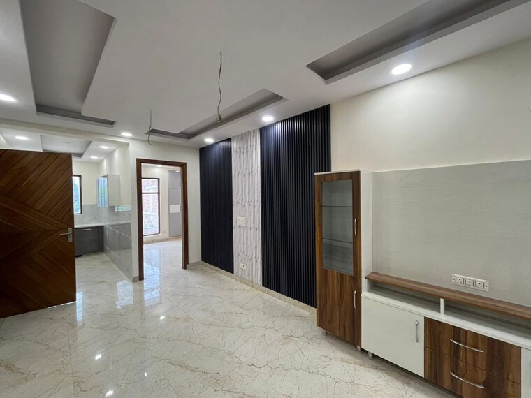 Room, bptp-district-3 3 Bedroom 153 Sq.Yd. Builder Floor In Sector 85 Faridabad 10182938