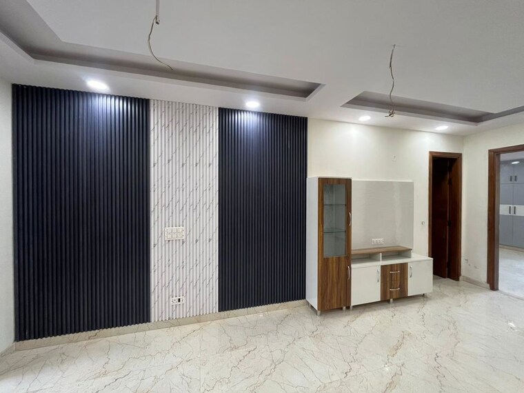 Bedroom, bptp-district-3 3 Bedroom 153 Sq.Yd. Builder Floor In Sector 85 Faridabad 10182938
