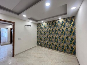 Bedroom in 3 BHK Builder Floor at BPTP District 3, Sector 85 – for Sale