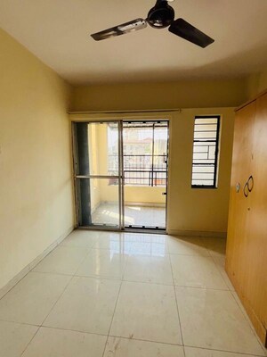 Room in 1 BHK Apartment at Wadgaon Sheri – for Rent