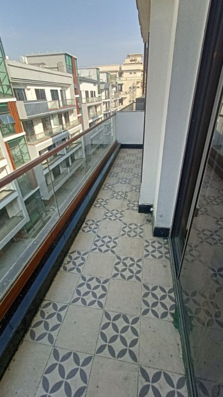 Balcony, signature-global-city-63a 3 Bedroom 1470 Sq.Ft. Apartment In Sector 63a Gurgaon 10182967