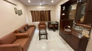 Living Room in 1.5 BHK Apartment at Pali Hill – for Rent