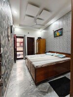 3.5 BHK + Servant Room 4000 Sq.Ft. Penthouse in Amrapali Grand