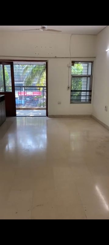 3 BHK 1500 Sq.Ft. Apartment in Patliputra Building