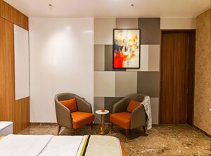 Bedroom in 4 BHK Apartment at Sheth Vasant Oasis, Andheri East – for Sale