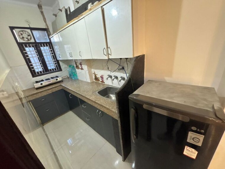 Kitchen, dwarka mor 1 Bedroom 370 Sq.Ft. Builder Floor In Dwarka Mor Delhi 10182992