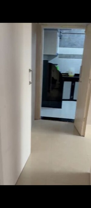 Room in 1 BHK Apartment at Noor E Madina Residency, Mazgaon – for Rent