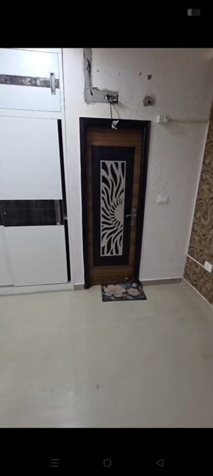 Room in 3 BHK Builder Floor at Shakti Khand – for Sale