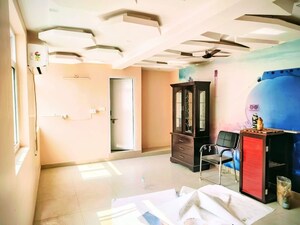 Bedroom in 4 BHK Penthouse at Samiah Melrose Avenue, Vrindavan Yojna – for Rent