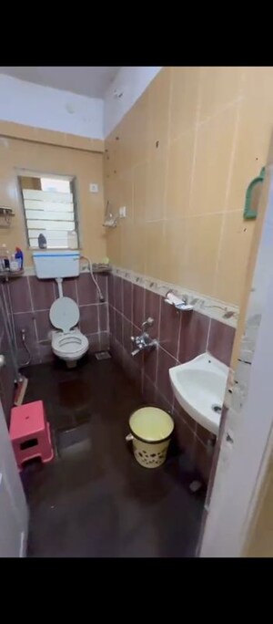 Master Bedroom in 1 BHK Apartment at Razak Zamzam Tower, Mazgaon – for Rent