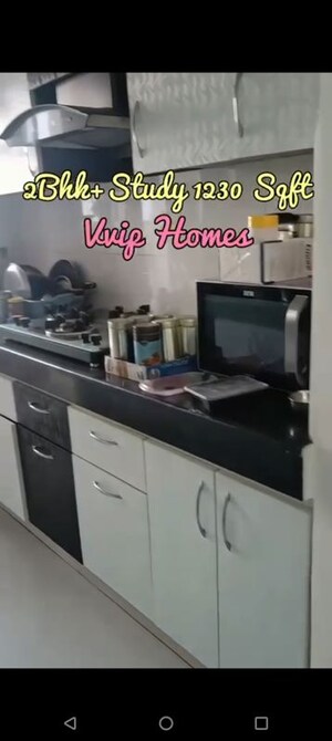 Kitchen in 2.5 BHK Apartment at VVIP Homes, Gaur City 2 – for Sale