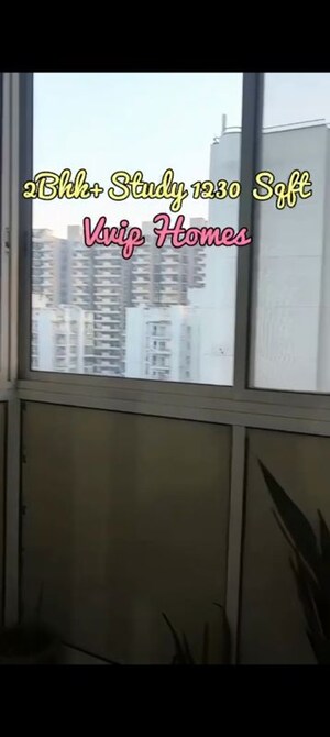 Kitchen in 2.5 BHK Apartment at VVIP Homes, Gaur City 2 – for Sale