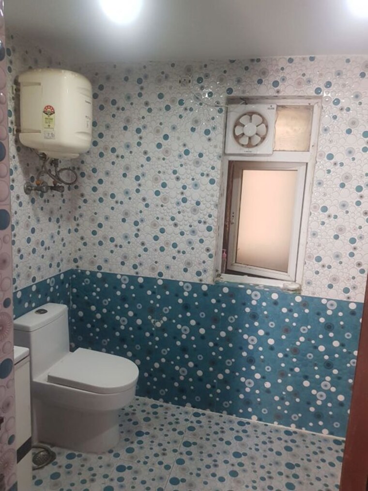 Bathroom, bptp-princess-park 3 Bedroom 1735 Sq.Ft. Apartment In Sector 86 Faridabad 10183013
