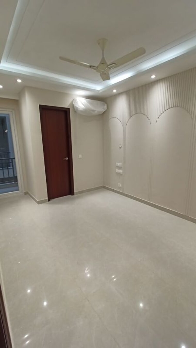 Room, sector 63a 3 Bedroom 1500 Sq.Ft. Apartment In Sector 63a Gurgaon 10183046