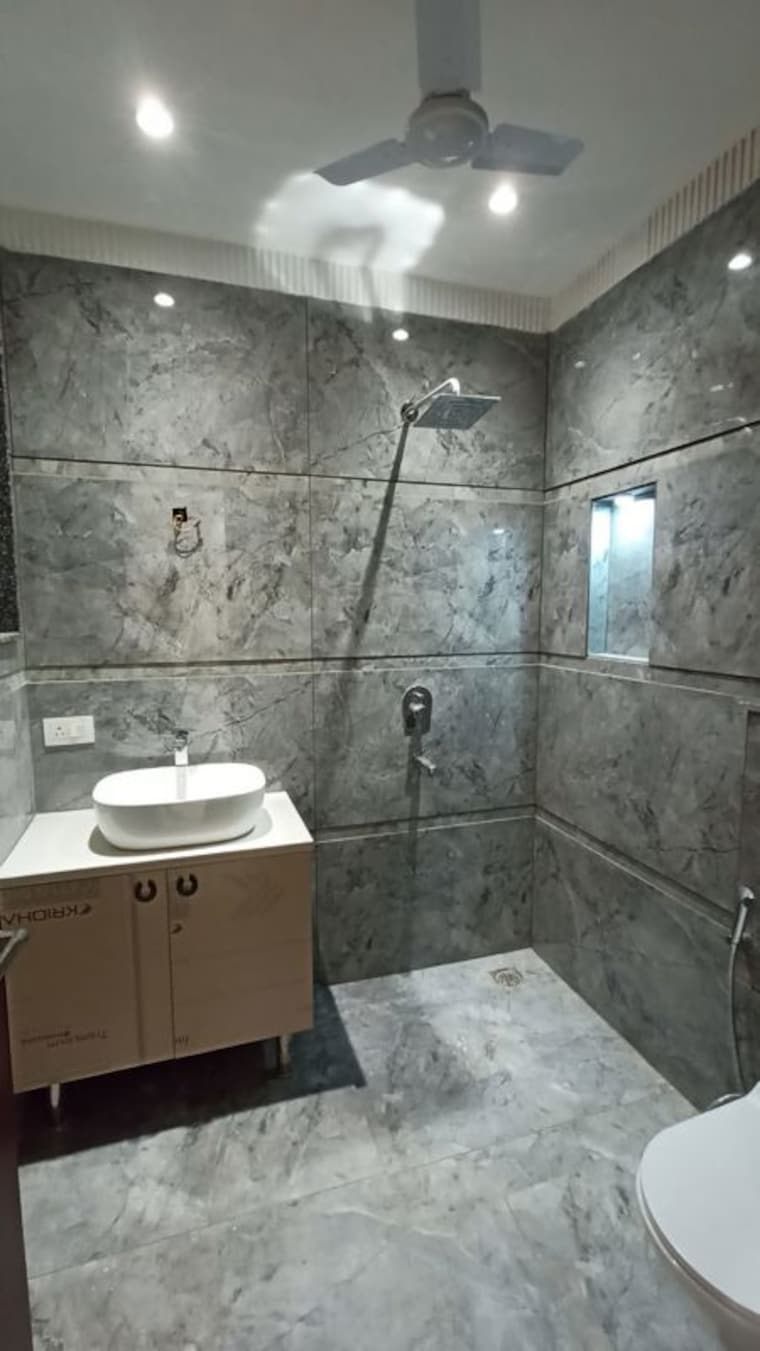 Kitchen, sector 63a 3 Bedroom 1500 Sq.Ft. Apartment In Sector 63a Gurgaon 10183046