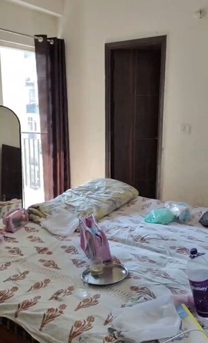 Bedroom in 3 BHK Apartment at Gaur City 2 - Sanskriti Vihar, Sector 16c Greater Noida – for Rent