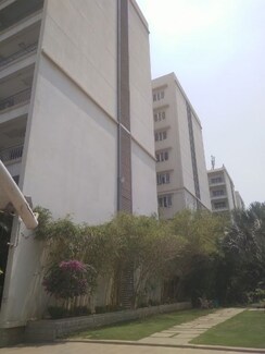 3.5 BHK + Pooja Room,Servant Room Apartment For Rent in NR Orchid Gardenia