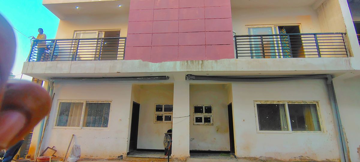3 BHK + Extra Room Villa For Sale in Noida Central