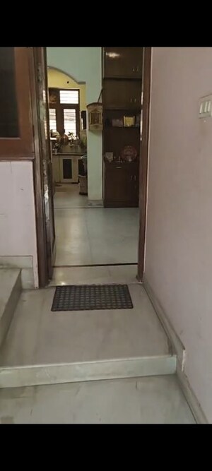 Bathroom in 2 BHK Builder Floor at Sector 40 – for Rent