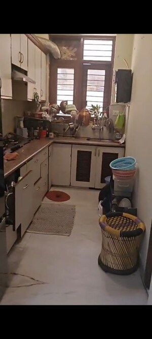 Master Bedroom in 2 BHK Builder Floor at Sector 40 – for Rent