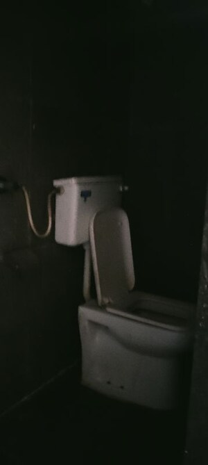 Furnished Amenities in  Warehouse at Goregaon East – for Rent