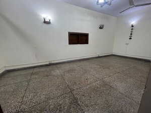 Room in 2 BHK Builder Floor at Greater Kailash I – for Rent