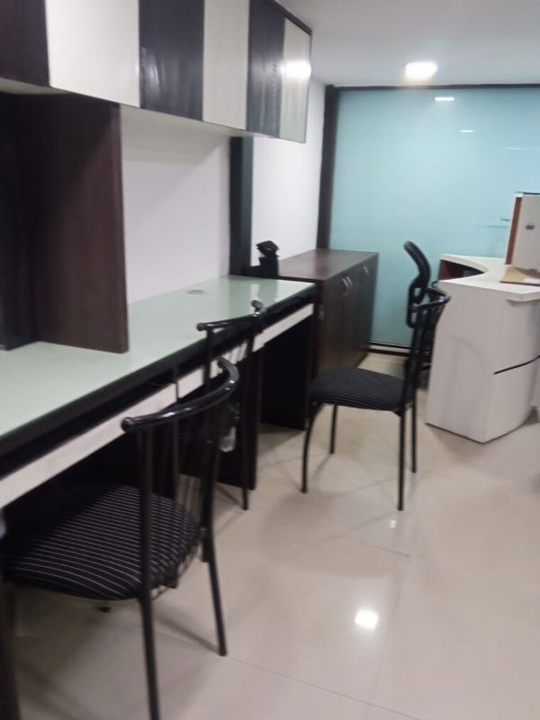 Team Area, haware-fantasia Commercial Office Space 480 Sq.Ft. In Vashi Sector 28 Navi Mumbai 10183089