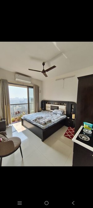 Bedroom in 3 BHK Apartment at Platinum Heights Mumbai, Andheri West – for Rent
