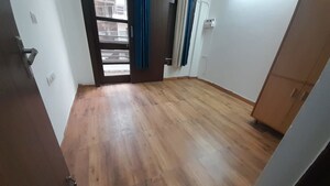 Room in 2 BHK Builder Floor at Sector 46 – for Rent