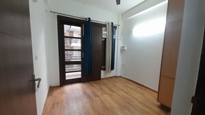 Room in 2 BHK Builder Floor at Sector 46 – for Rent