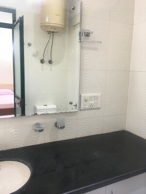 Bathroom in 3 BHK Builder Floor at Safdarjung Enclave – for Rent