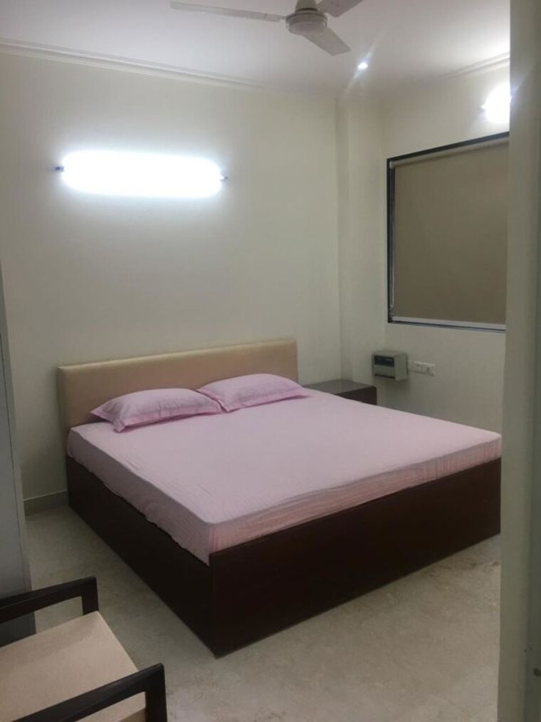 Bedroom, safdarjung enclave 3 Bedroom 1800 Sq.Ft. Builder Floor In Safdarjung Enclave Delhi 10183111