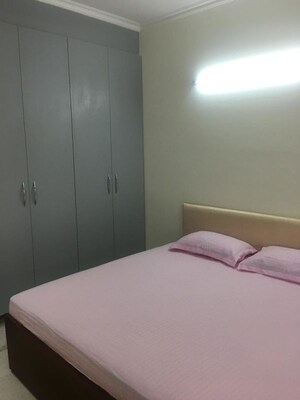 Bedroom in 3 BHK Builder Floor at Safdarjung Enclave – for Rent
