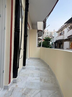 Building Lobby in 3 BHK Builder Floor at Uppal Southend, Sector 49 – for Sale