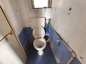 Bathroom in 1 BHK Apartment at Tulshidham Complex, Thane West – for Rent