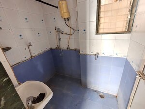 Bathroom in 1 BHK Apartment at Tulshidham Complex, Thane West – for Rent