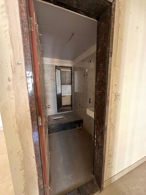 Bathroom in 2 BHK Apartment at Siddhi Highland Park, Kolshet Road – for Sale